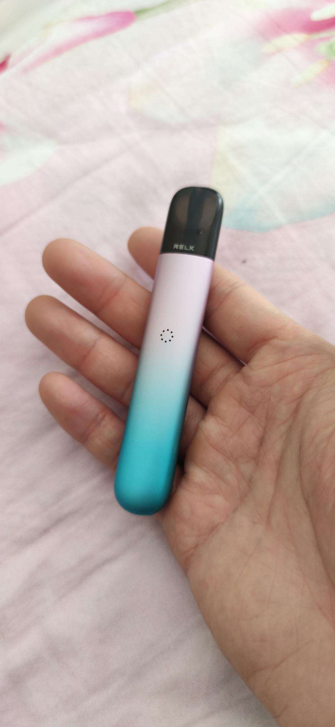 悅刻四代充電怎么看滿沒滿(悅刻四代充電怎么看滿沒滿視頻)-第2張圖片-番響電子煙