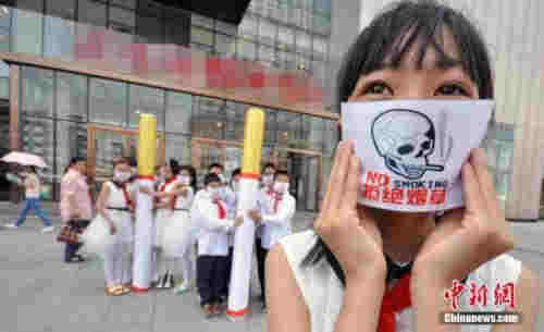 爭議中的電子煙：真的沒有危害？真能幫助戒煙？