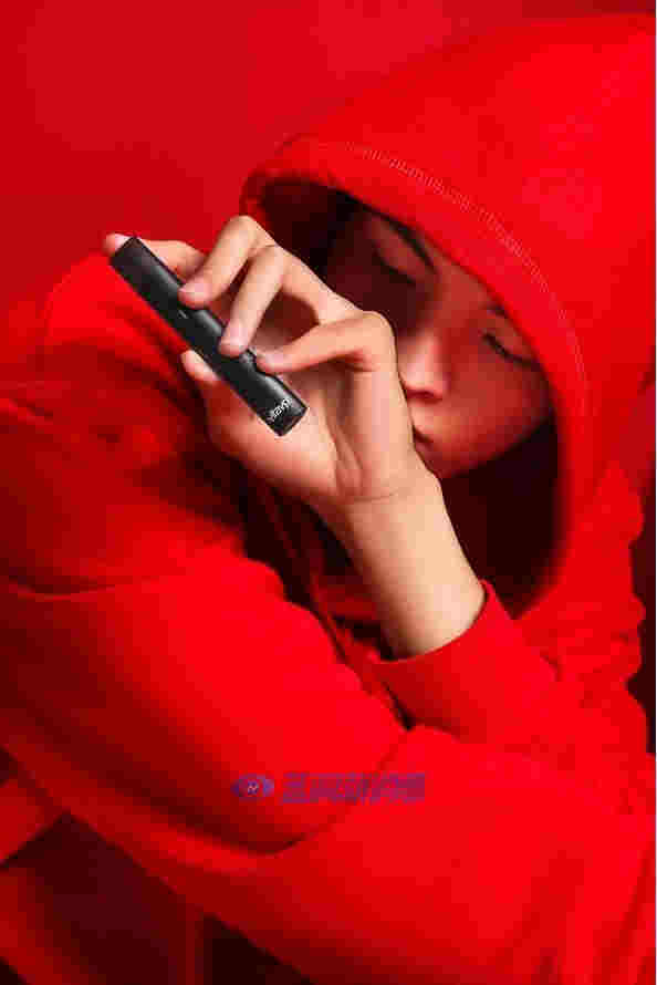 vitavp唯它免費為門店投放1000萬根煙桿，鼓勵店主俯下身走出去 