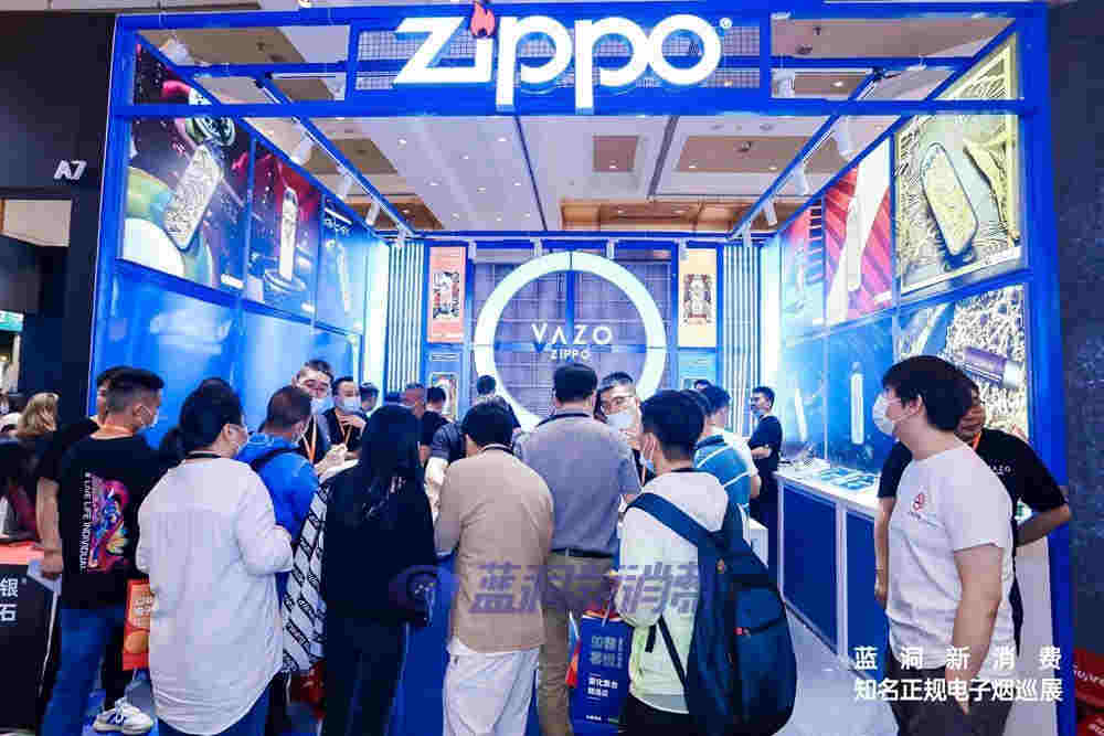 北京站探展VAZO：新世紀福音戰士聯名款新品首次亮相 