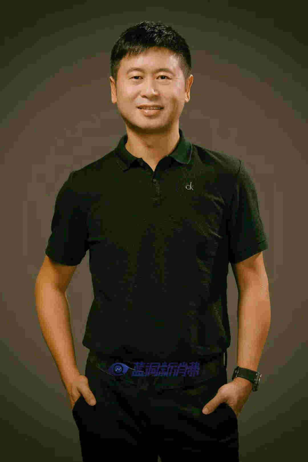 小野CEO季岳林低調亮相藍洞長沙電子煙巡展