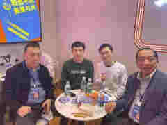 Juul高管低調探訪藍洞新消費長沙電子煙