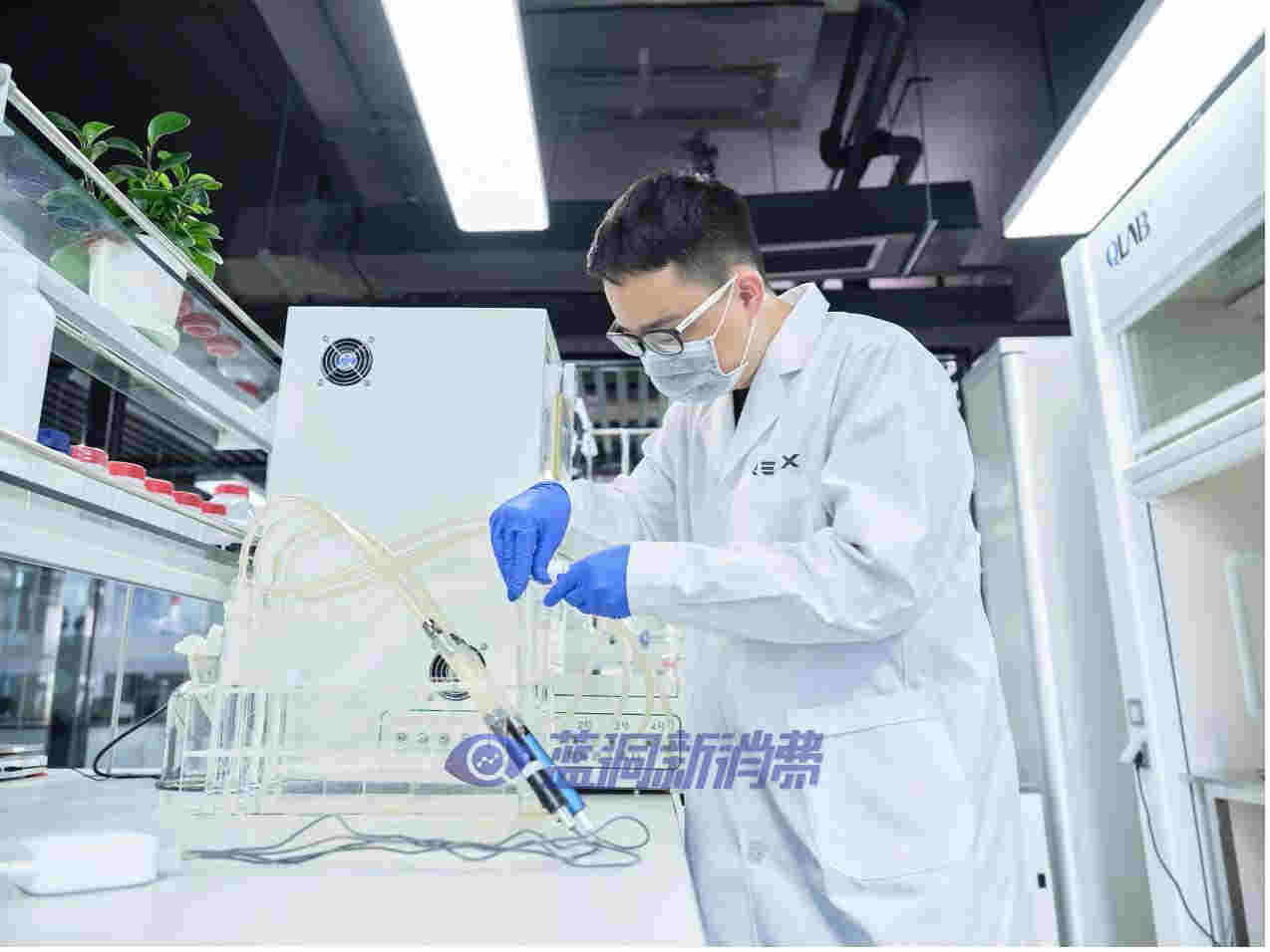 霧芯科技首次應用大健康類霧化產品，發布草本便攜霧化器 