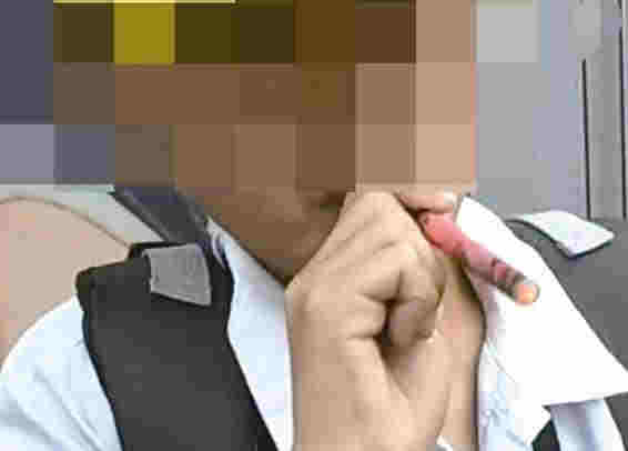 校門口文具店向小學生兜售電子煙？當地：已開展調查 