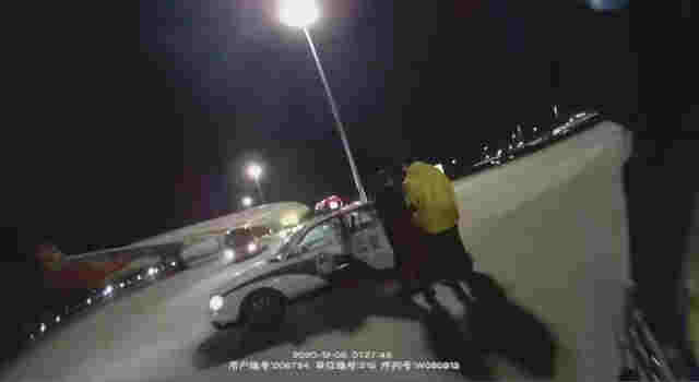 拘留5日！航班下降途中男子吸起電子煙 