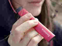 電子煙戒煙效果并不理想，最多只能算減害和替代