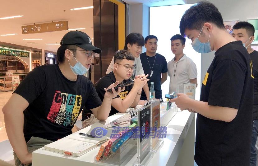 可逸店主故事分享：從朝九晚五到到月入8萬，是機緣巧合還是水到渠成？ 