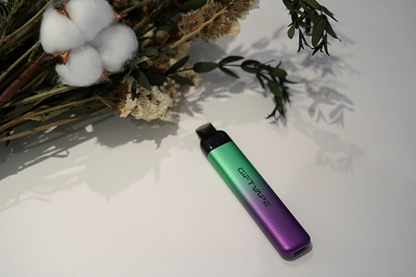 GIFTVAPE禮霧電子煙W評測：禮尚往來，霧涌云蒸
