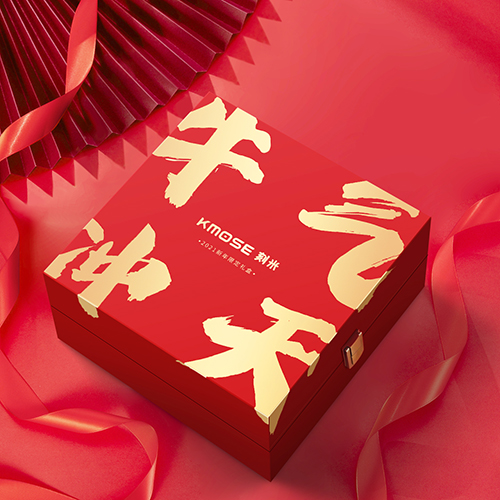 KMOSE刻米上新動作不斷，新禮盒、新口味、新配色喜迎新年！