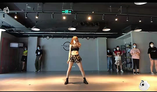 INS 銀石電子煙一姐：跟我做INS，包你上王者